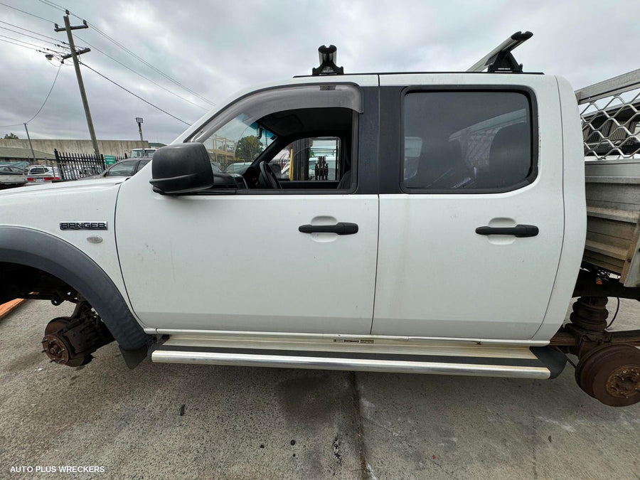 2009 Ford Ranger Left Rear Door Sliding
