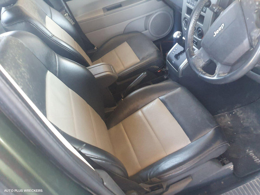 2008 Jeep Patriot Left Rear Door Window