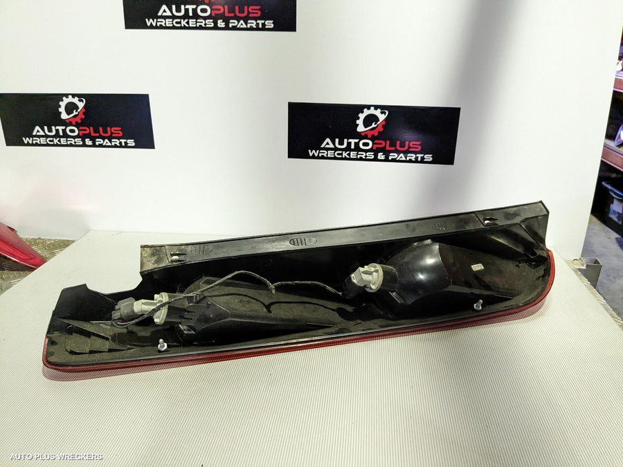 2007 Ford Focus Right Taillight