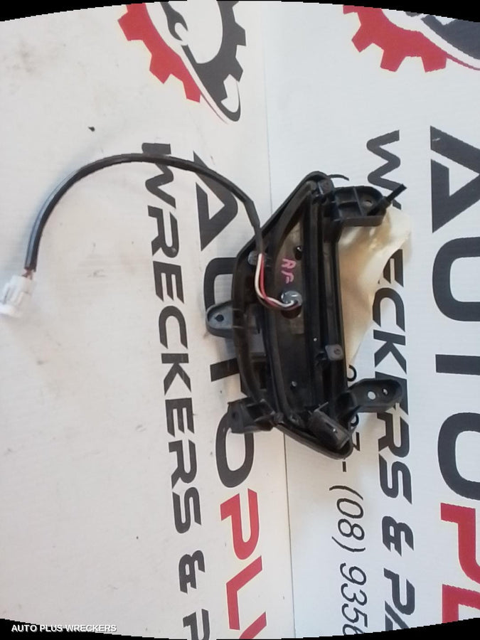 2013-2016 Mazda 3 Right Indicator Fog Side