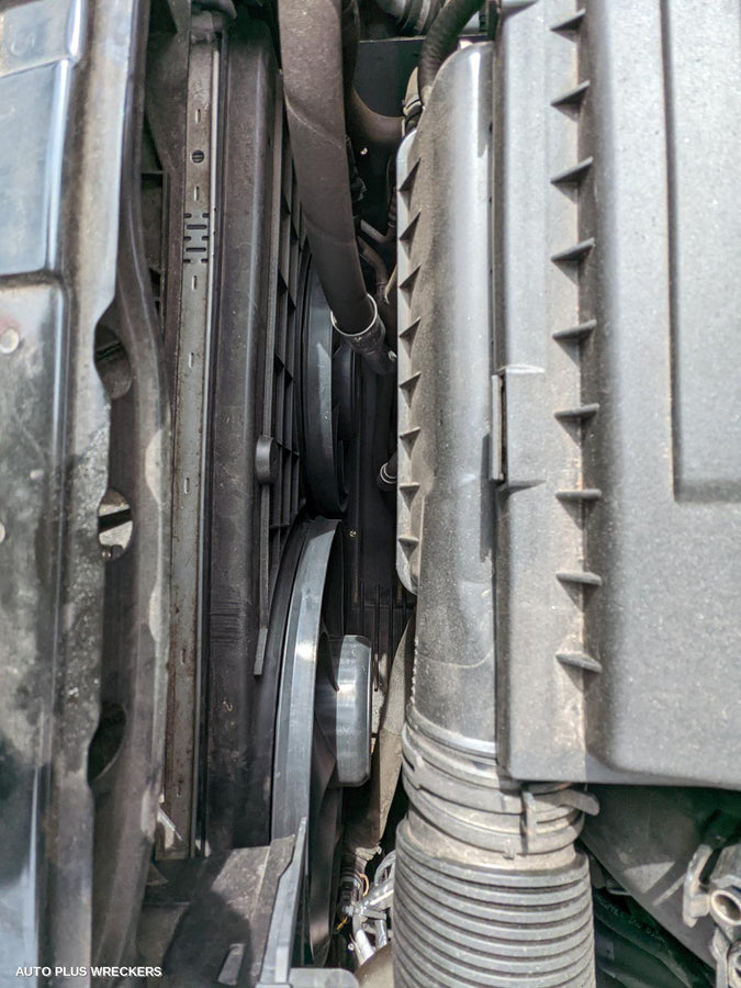 2016 Skoda Yeti Left Front Door