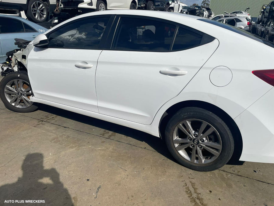 2018 Hyundai Elantra Right Driveshaft