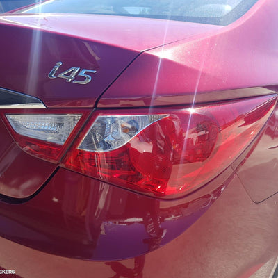 2012 Hyundai I45 Rear Garnish