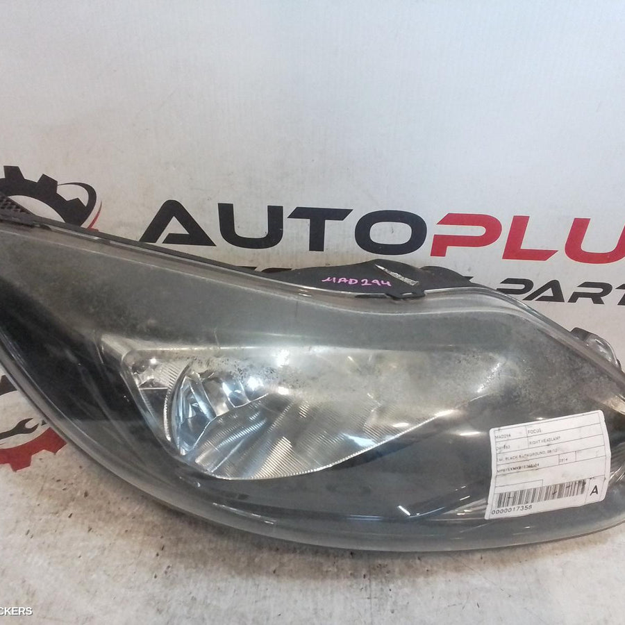 2012-2015 Ford Focus Right Headlamp