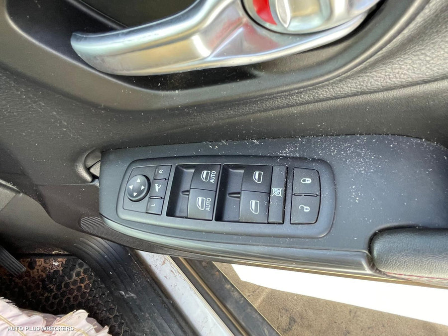 2016 Jeep Cherokee Right Taillight