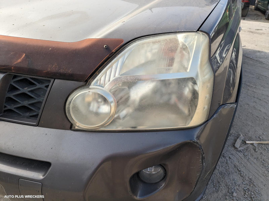 2008 Nissan Xtrail Right Front Door