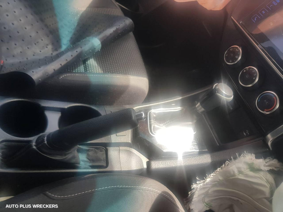 2016 Toyota Corolla Door Boot Gate Lock