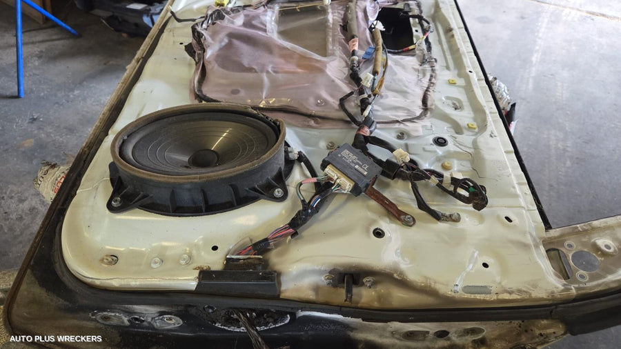 2015-2021 Toyota Landcruiser Left Front Door