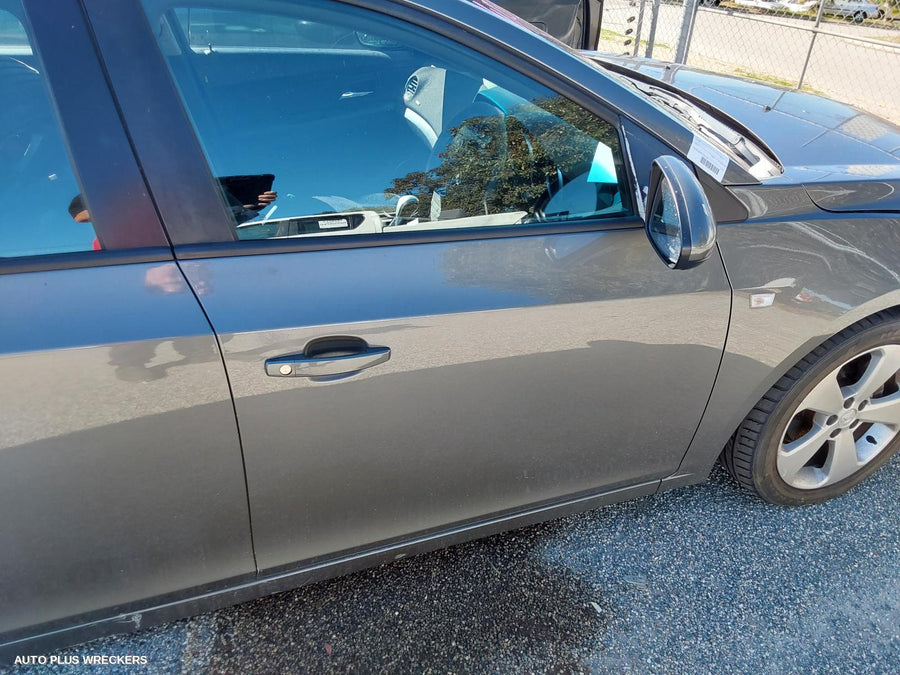 2013 Holden Cruze Right Rear Door Sliding