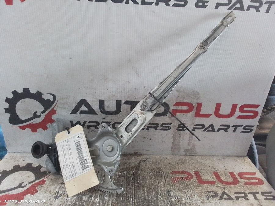 2012-2018 Toyota Rav4 Right Front Window Reg Motor