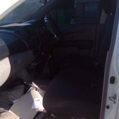 2006-2009 Mitsubishi Triton Right Front Door Window
