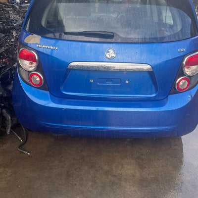 2013 Holden Barina Right Front Door Window