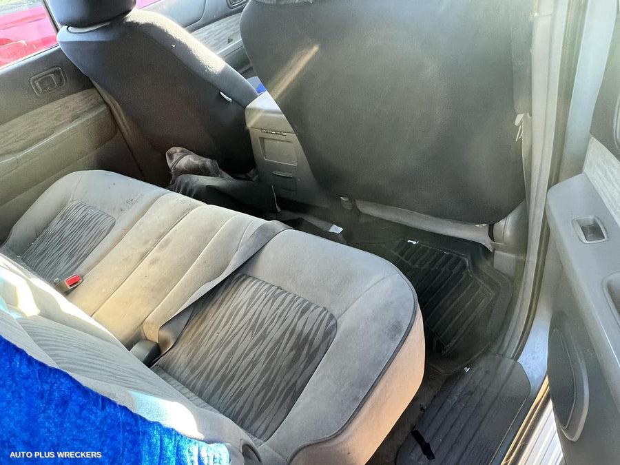 2002 Nissan Patrol Left Front Door