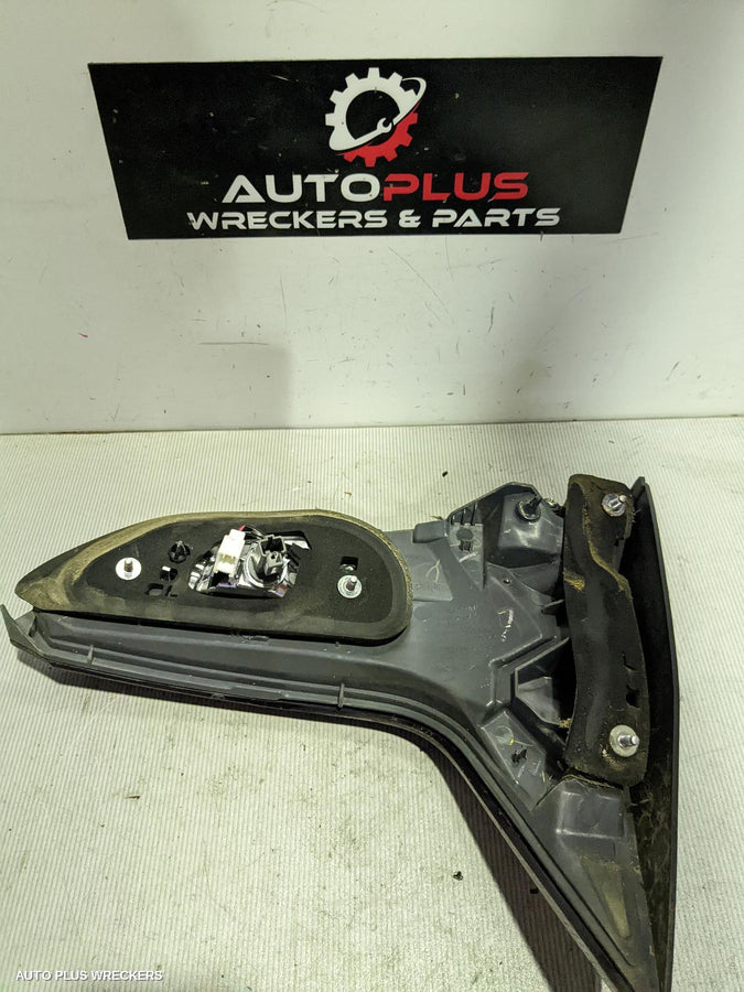 2014-2018 Honda Hrv Rear Garnish