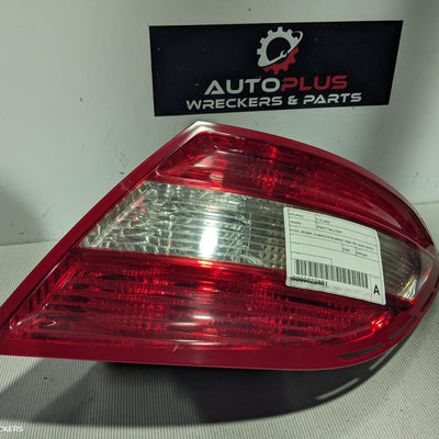 2008 MERCEDES C CLASS RIGHT TAILLIGHT