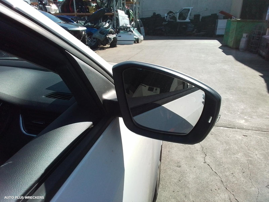 2014 Skoda Octavia Left Taillight