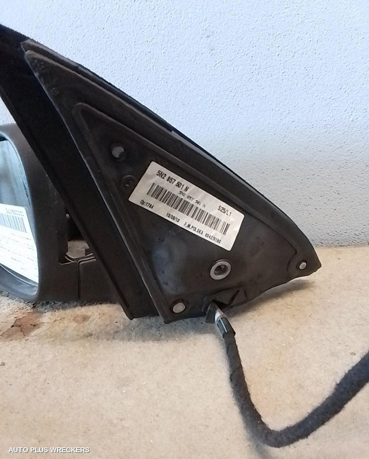 2008-2016 Volkswagen Tiguan Left Door Mirror