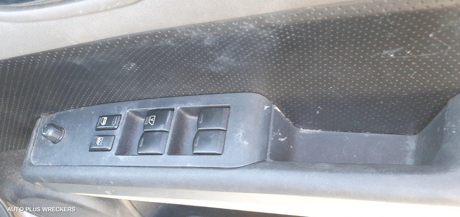 2009 Nissan Xtrail F Bar Reinforc Brack