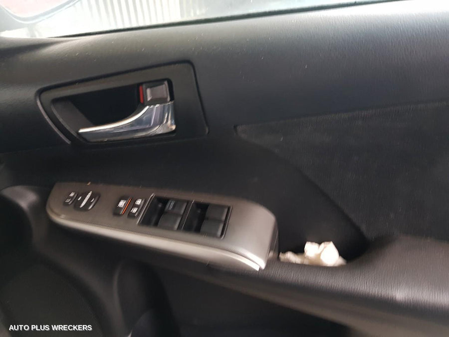 2011 Toyota Camry Radiator Support