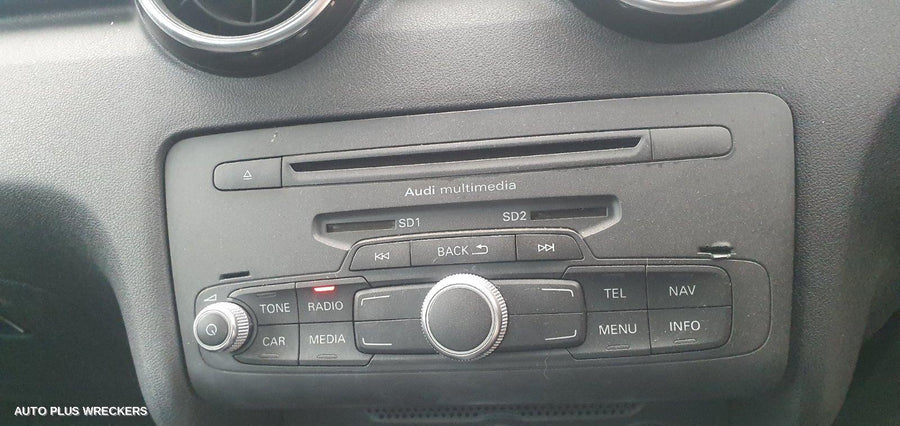 2013 Audi A1 Left Front Door