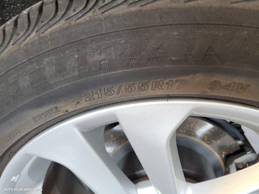 2014 Nissan Juke Right Rear Door Sliding