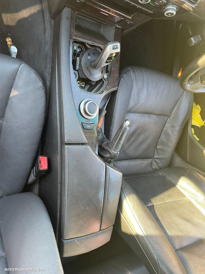 2007 Bmw 5 Series Left Rear Door Sliding