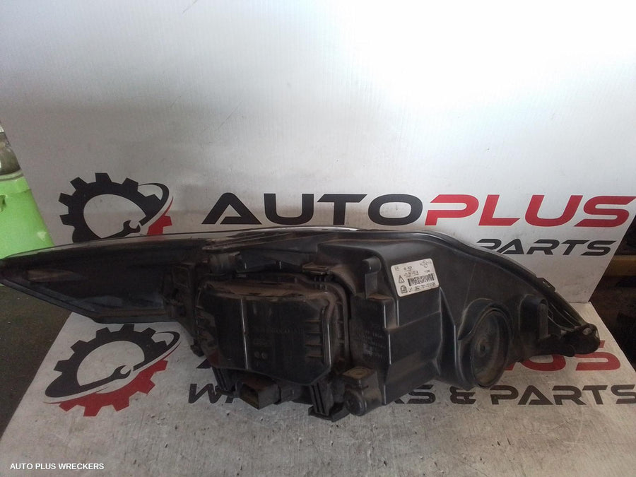 2009-2010 Ford Mondeo Left Headlamp