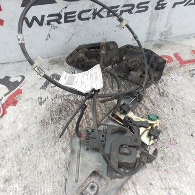 2000-2005 Jeep Grandcherokee Door Boot Gate Lock