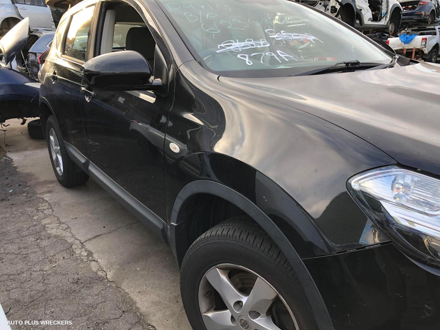 2011 Nissan Dualis Right Front Door Window