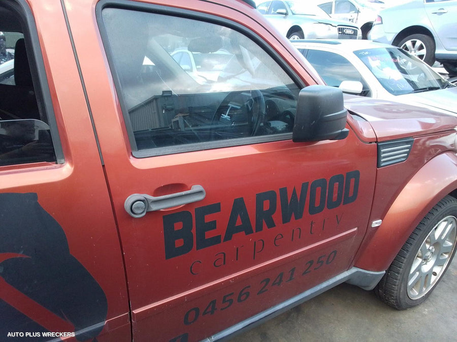 2007 Dodge Nitro Left Guard