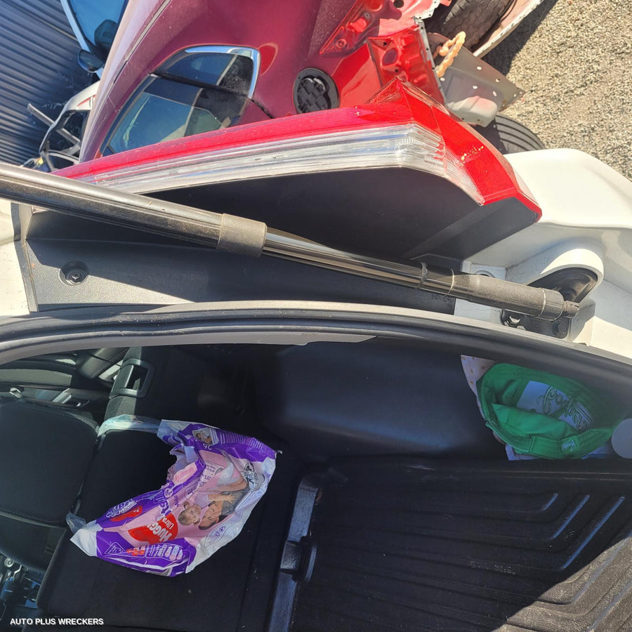 2018 Honda Crv Rear Garnish