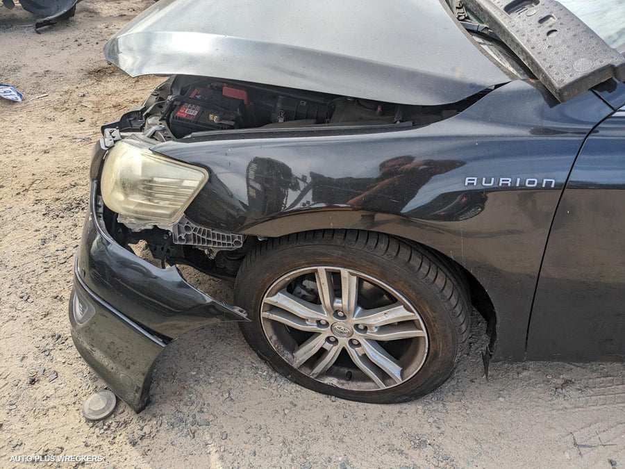 2009-2012 Toyota Aurion Rear Garnish