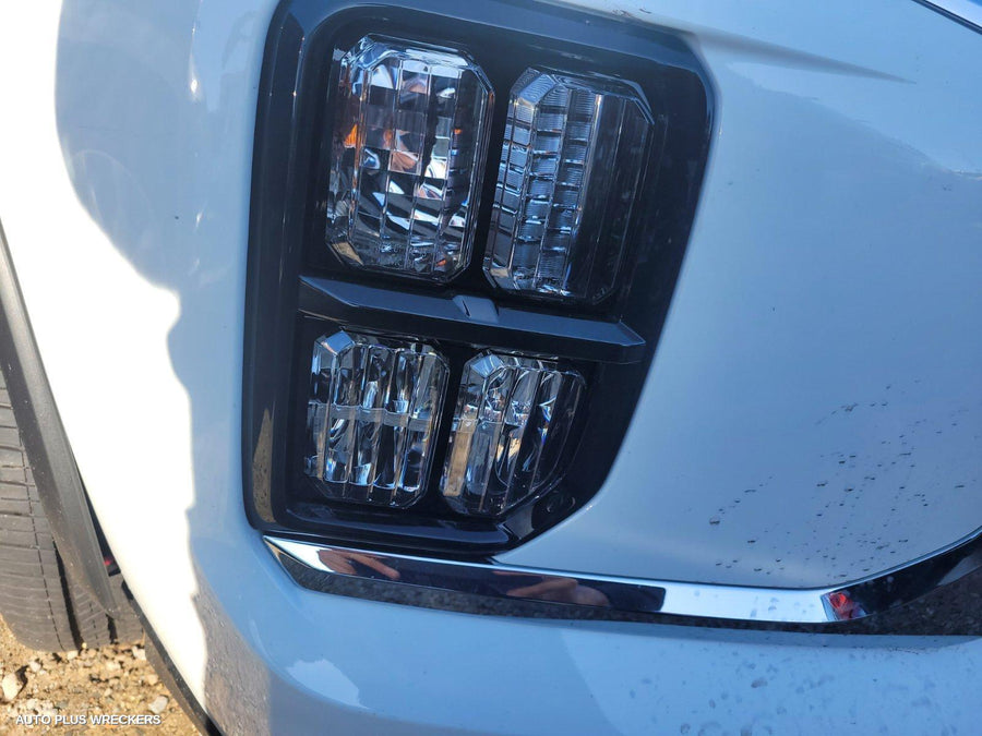 2021 Mitsubishi Asx Headrest