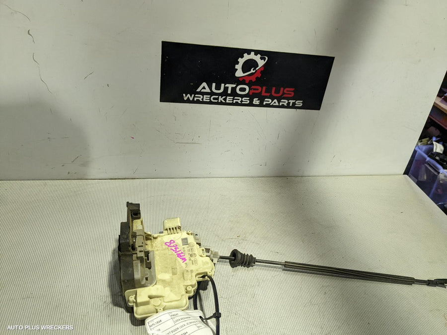 2014 Volkswagen Passat Door Boot Gate Lock