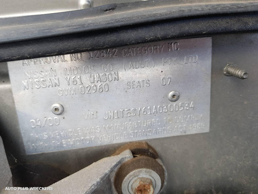 2000 Nissan Patrol Sunvisor