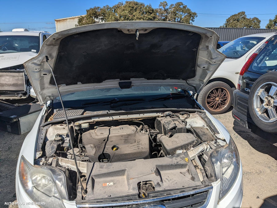 2014 Ford Mondeo Radiator Support