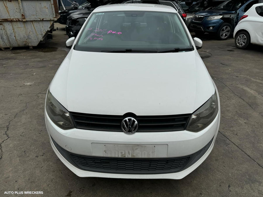 2010-2014 Volkswagen Polo Left Taillight
