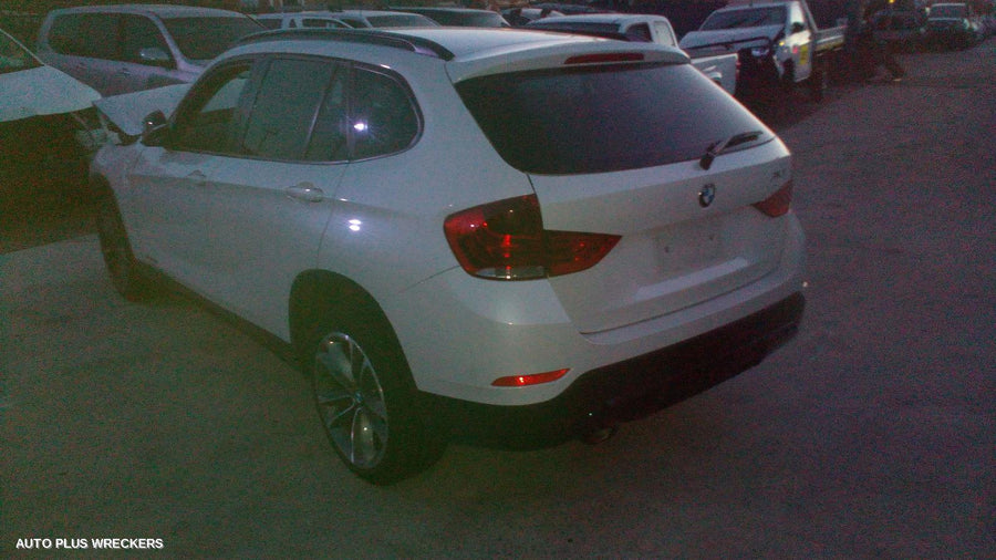 2013 Bmw X1 Right Guard
