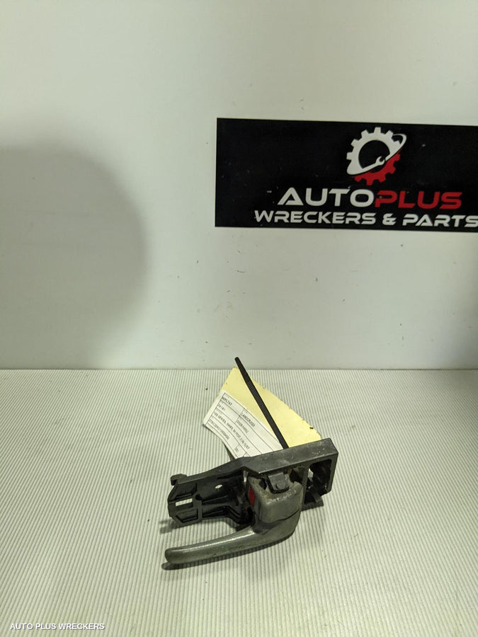 2001 Toyota Landcruiser Door Handle