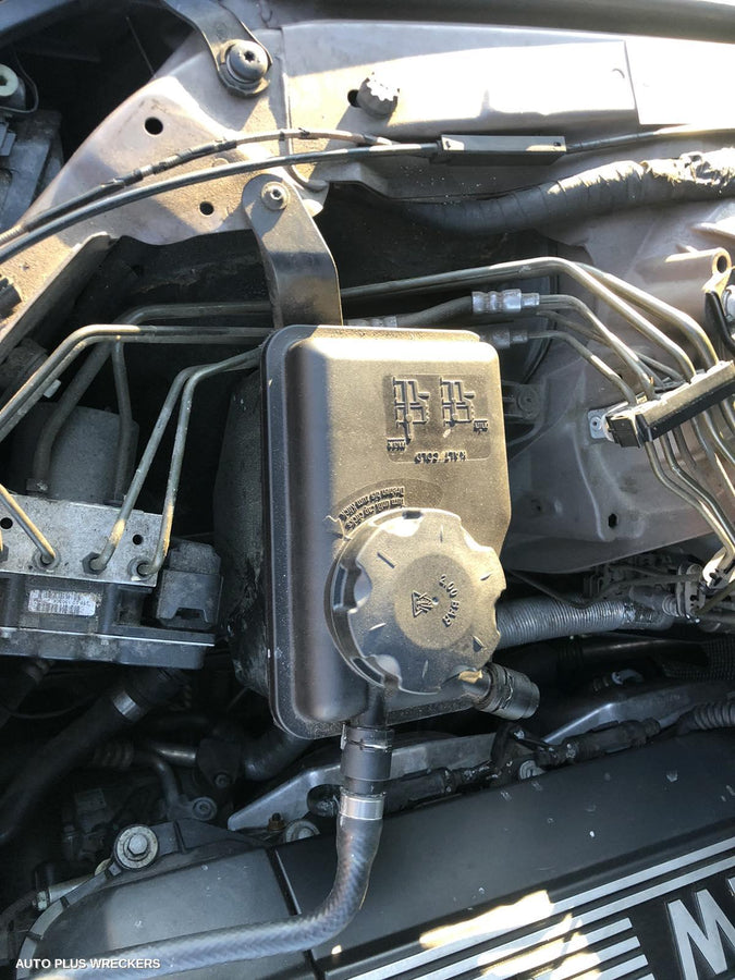 2004 Bmw 5 Series Left Front Door