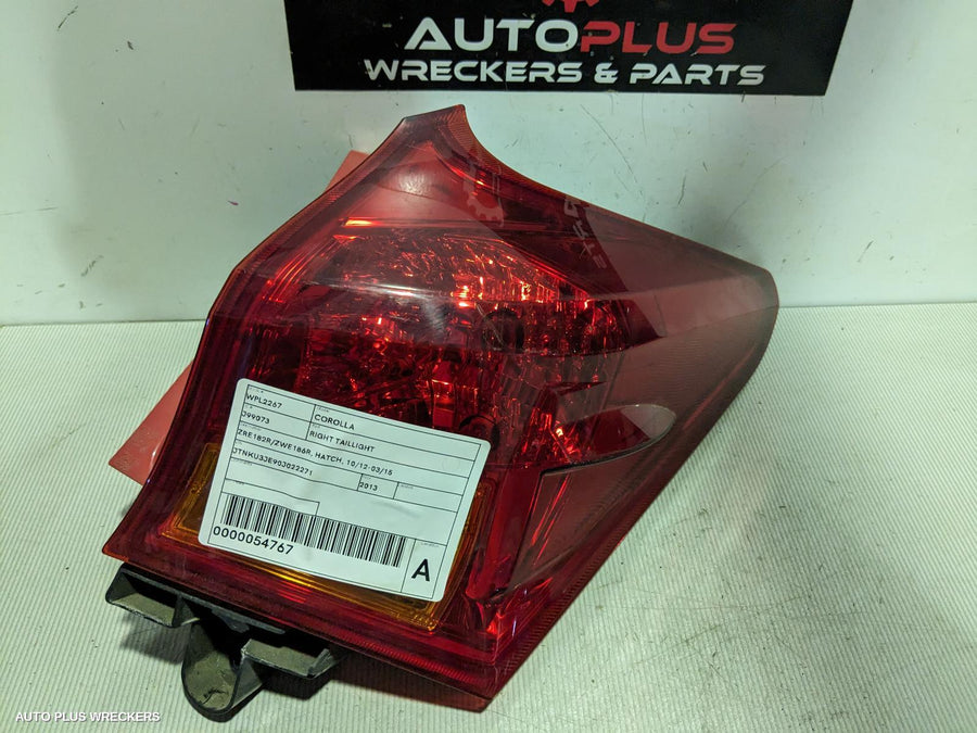 2012-2015 Toyota Corolla Right Taillight