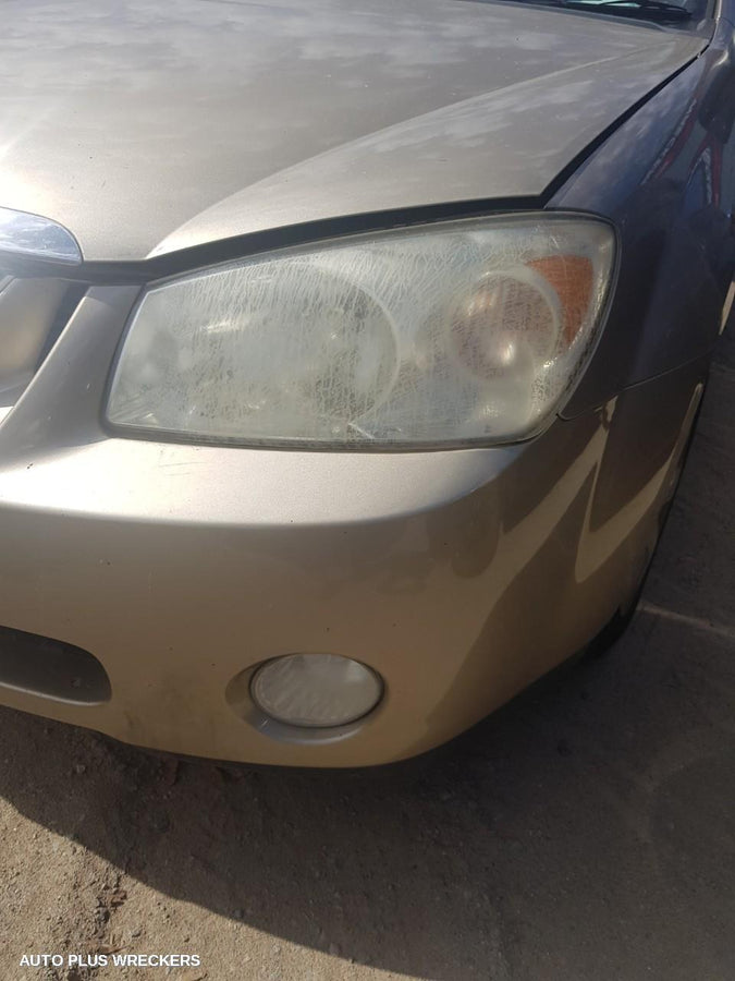 2005 Kia Cerato Fan