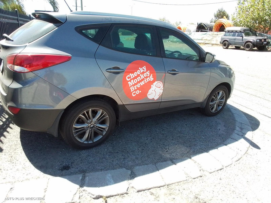 2014 Hyundai Ix35 Left Front Door Window