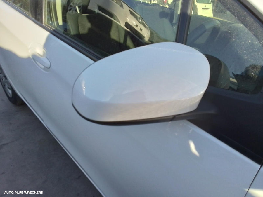 2014 Toyota Yaris Left Front Window Reg Motor