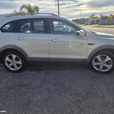 2011-2015 Holden Captiva High Level Stoplight