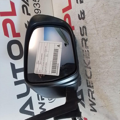 2015-2019 Nissan Juke Right Door Mirror
