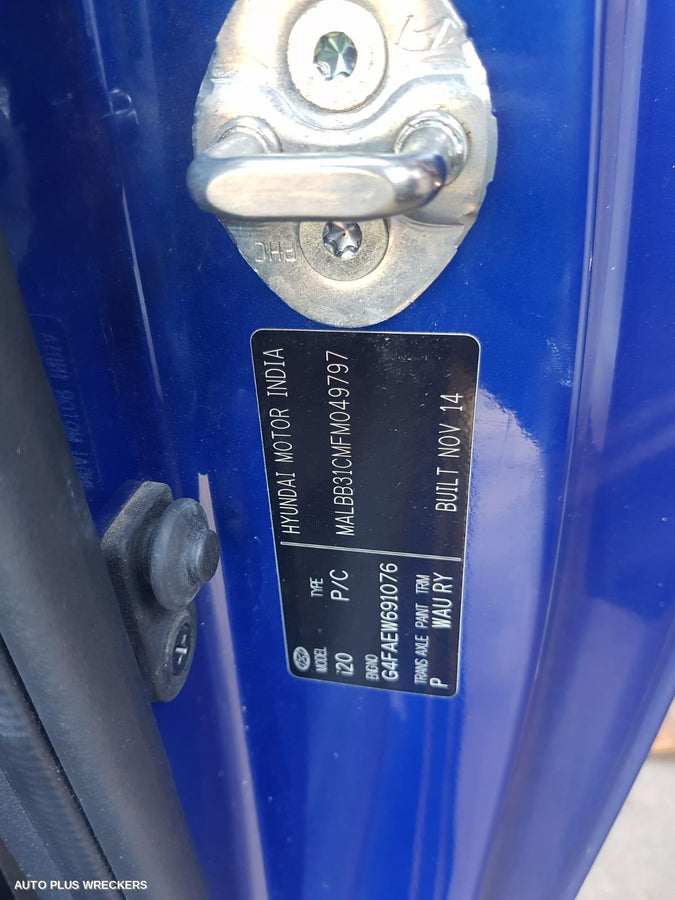 2015 HYUNDAI I20 RIGHT FRONT DOOR WINDOW