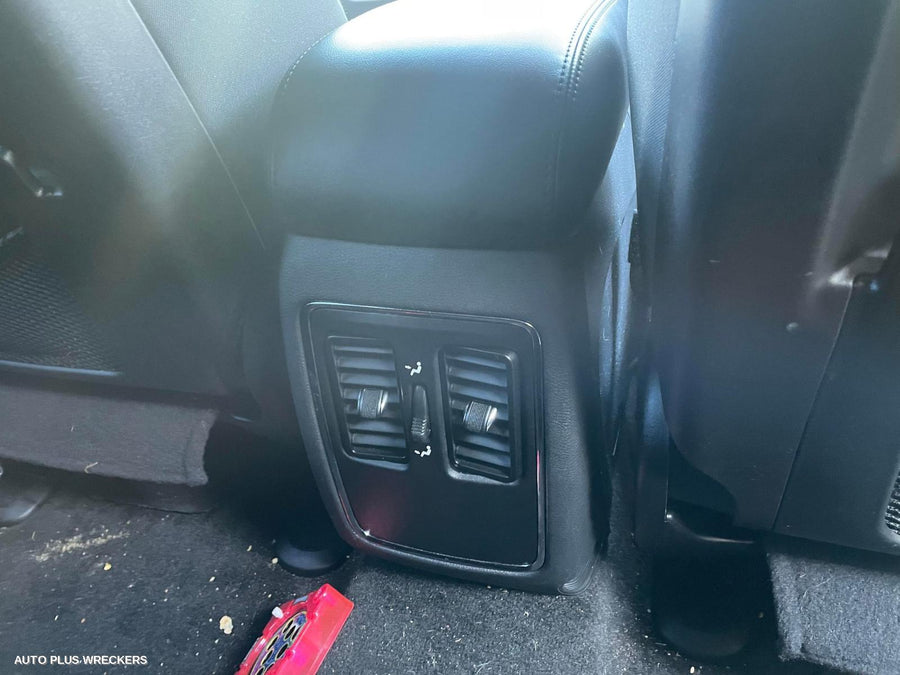 2016 Jeep Grandcherokee Bootlid Tailgate