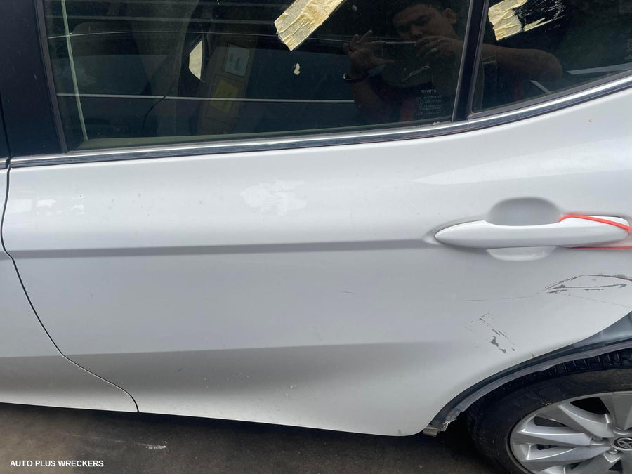 2021 Toyota Camry Left Front Window Reg Motor