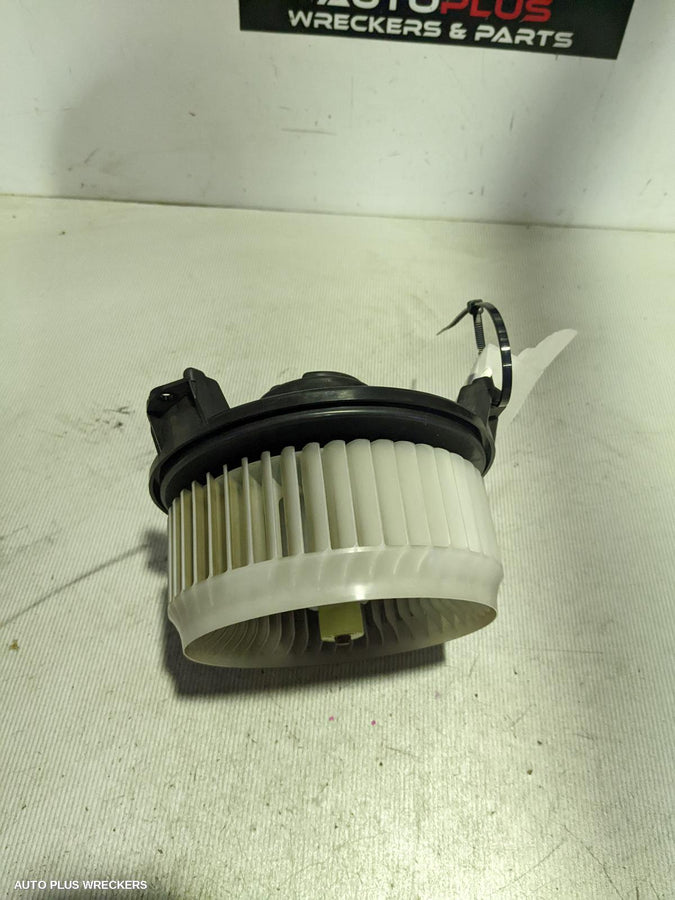 2015 Toyota 86 Heater Fan Motor